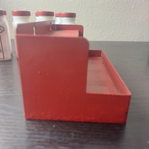 VTG Set Of 8 Original Griffiths Spice Jars ~ Milk Glass With Red Metal Rack - Picture 15 of 16